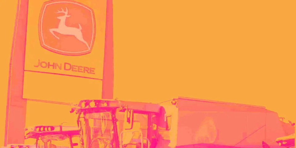 Agricultural Machinery Stocks Q3 Earnings: Deere (NYSE:DE) Firing on All Cylinders